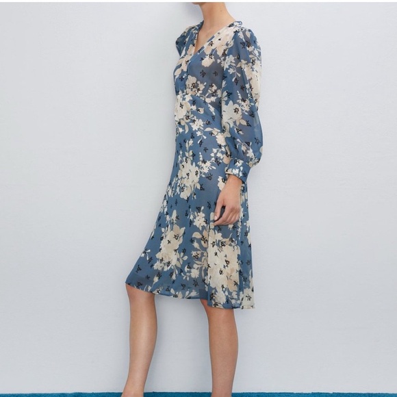Zara Floral Print Dress NWOT Size Small Navy Blue & Beige Color - Picture 6 of 11